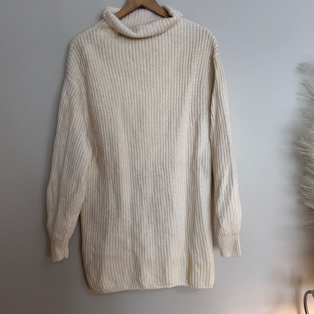 Aritzia Wilfred Turtleneck Merino Wool Sweater Dress Montpellier